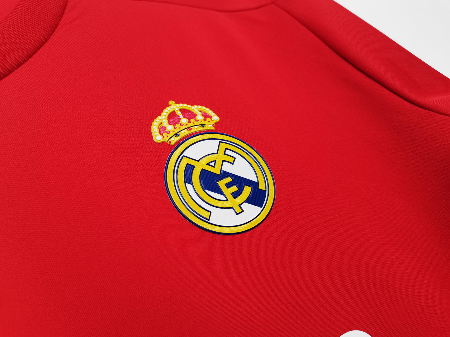 Retro 2011/12 Real Madrid Kit Adult