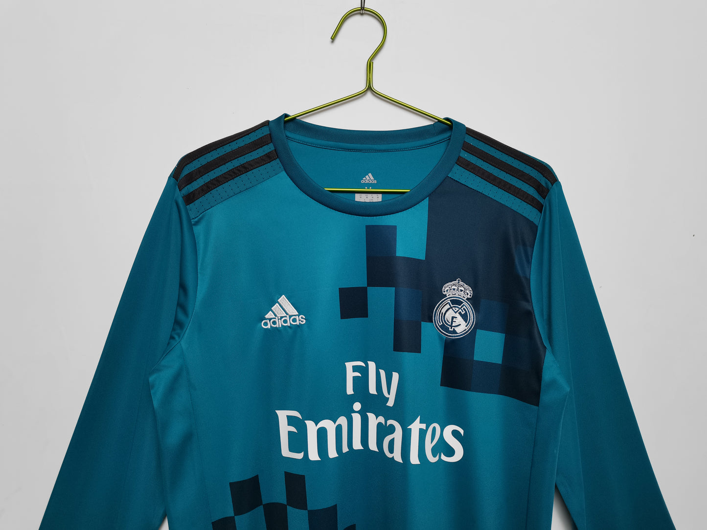 Retro 2017/18 Real Madrid Second Kit Long Sleeve Adult