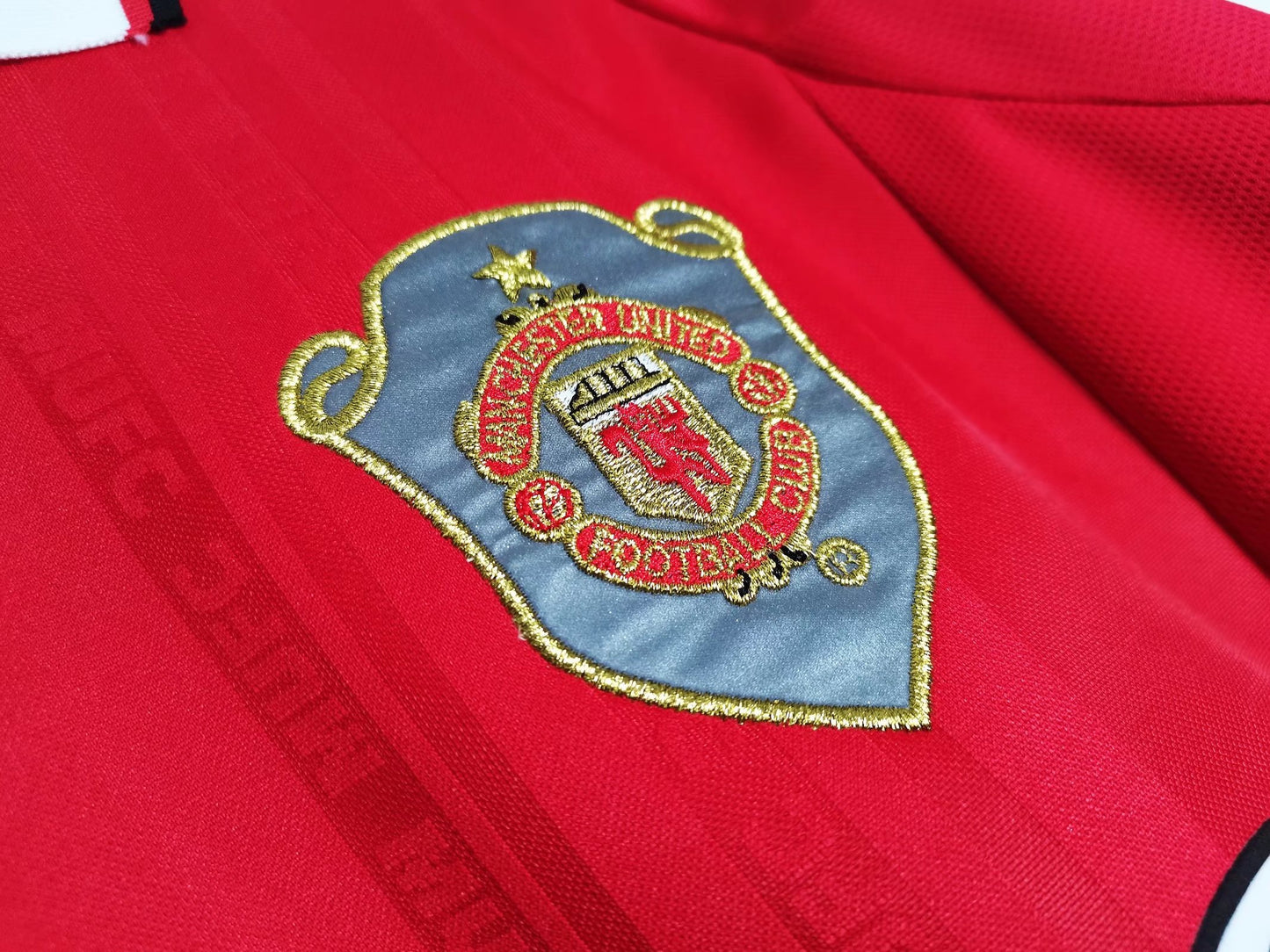 Retro 1999/00 Man United At Home Kit Adult