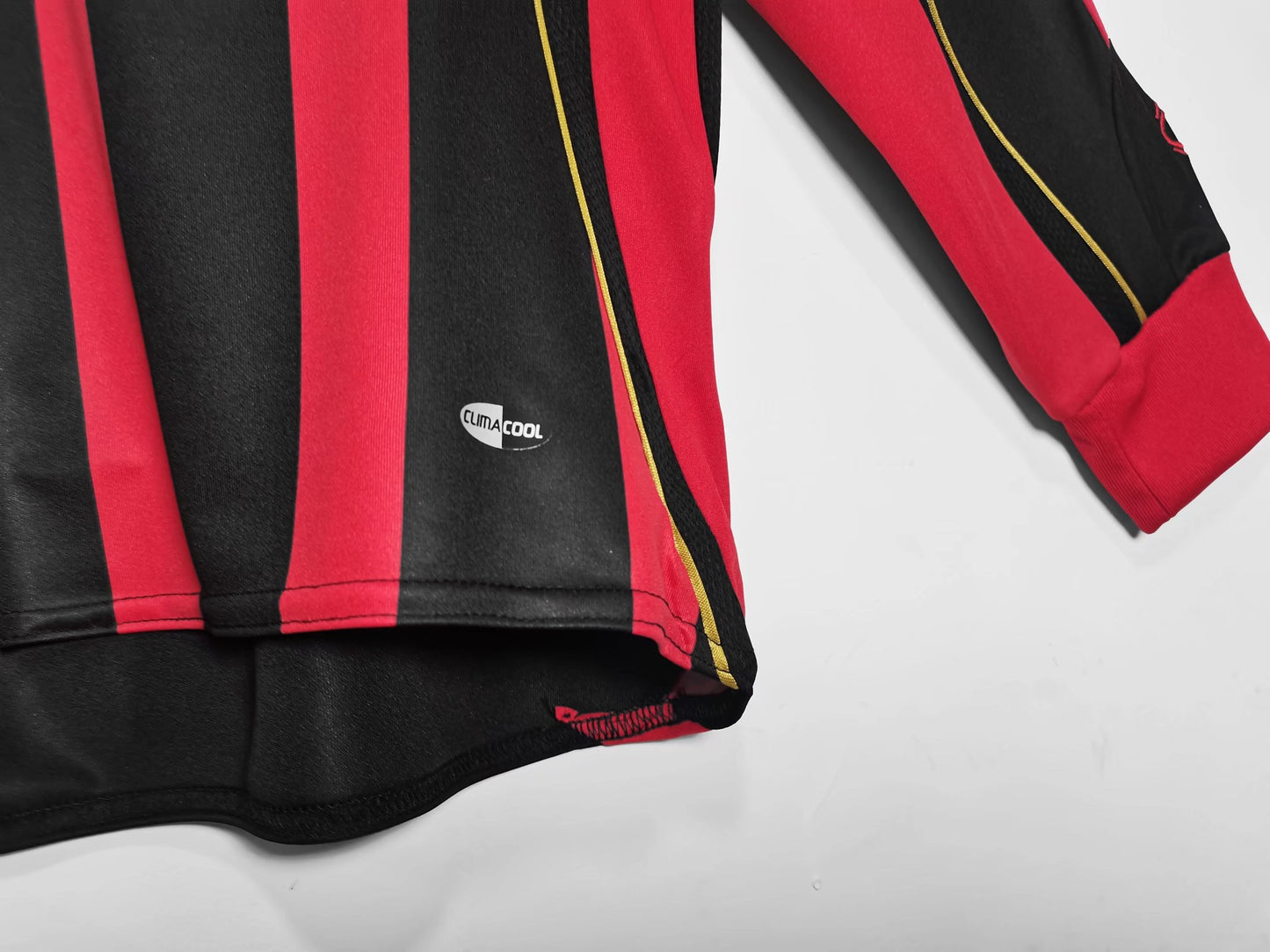 Retro 2006/07 AC Milan At Home Kit Adult