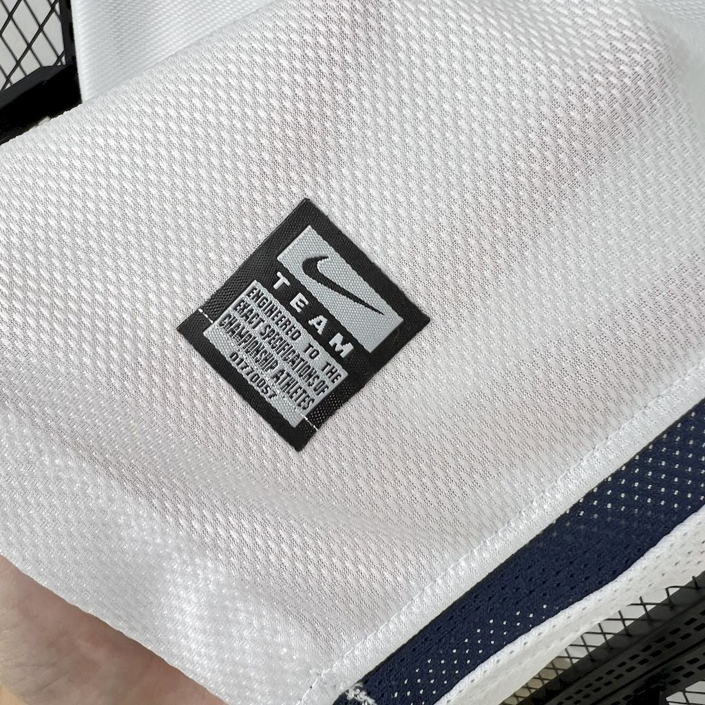 Retro 2008/09 Man United Away Kit Adult