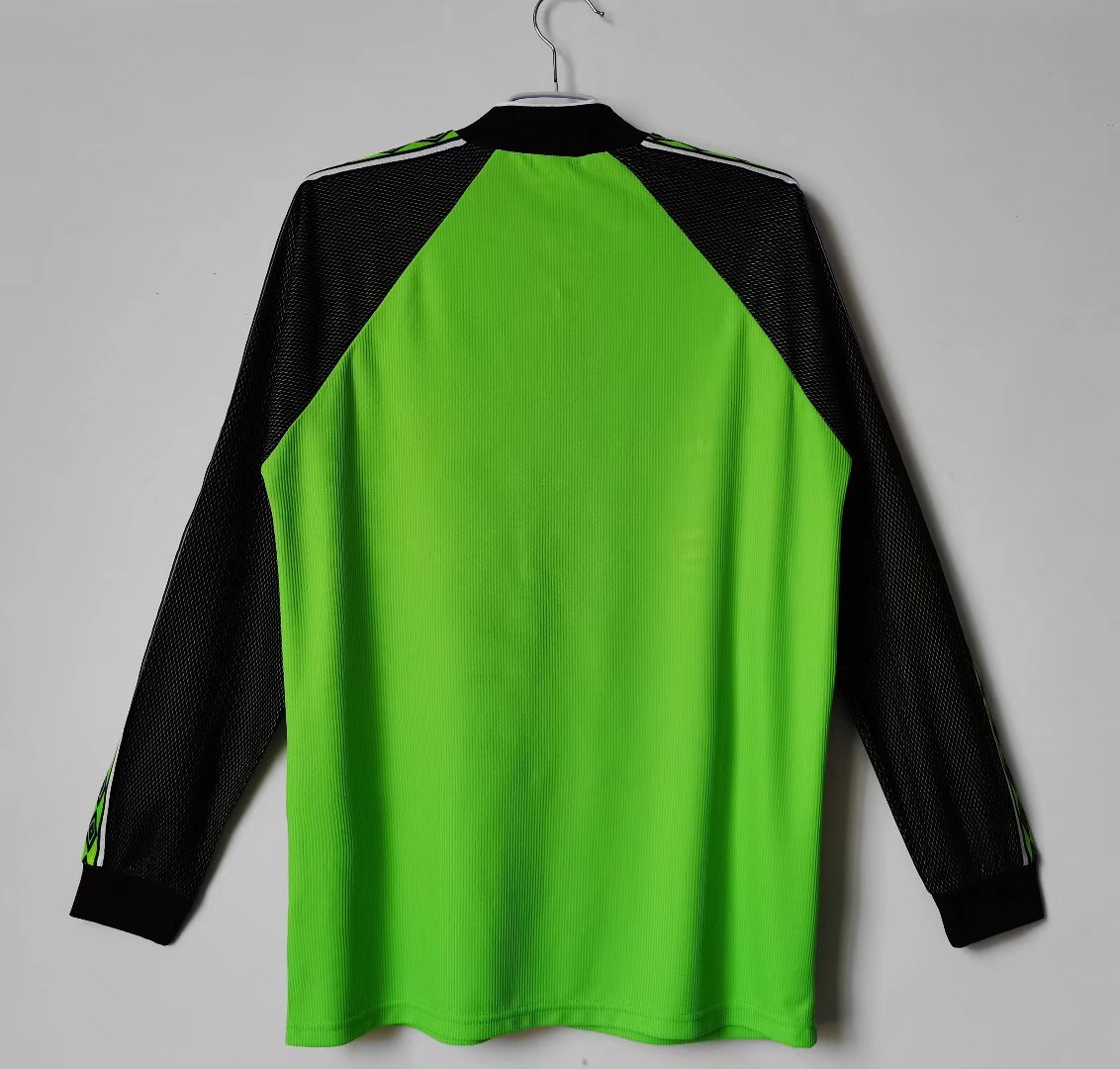 Retro 1998/99 Man United Goalkeeper Green Kit Adult