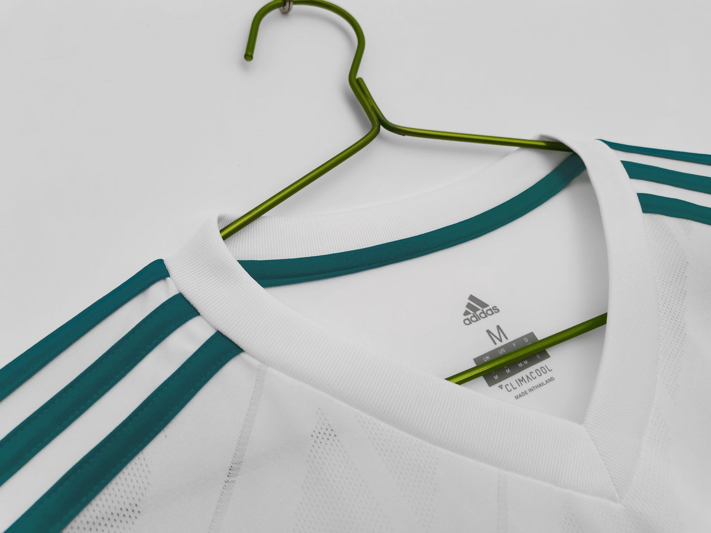 Retro 2017/18 Real Madrid  Home Kit Adult