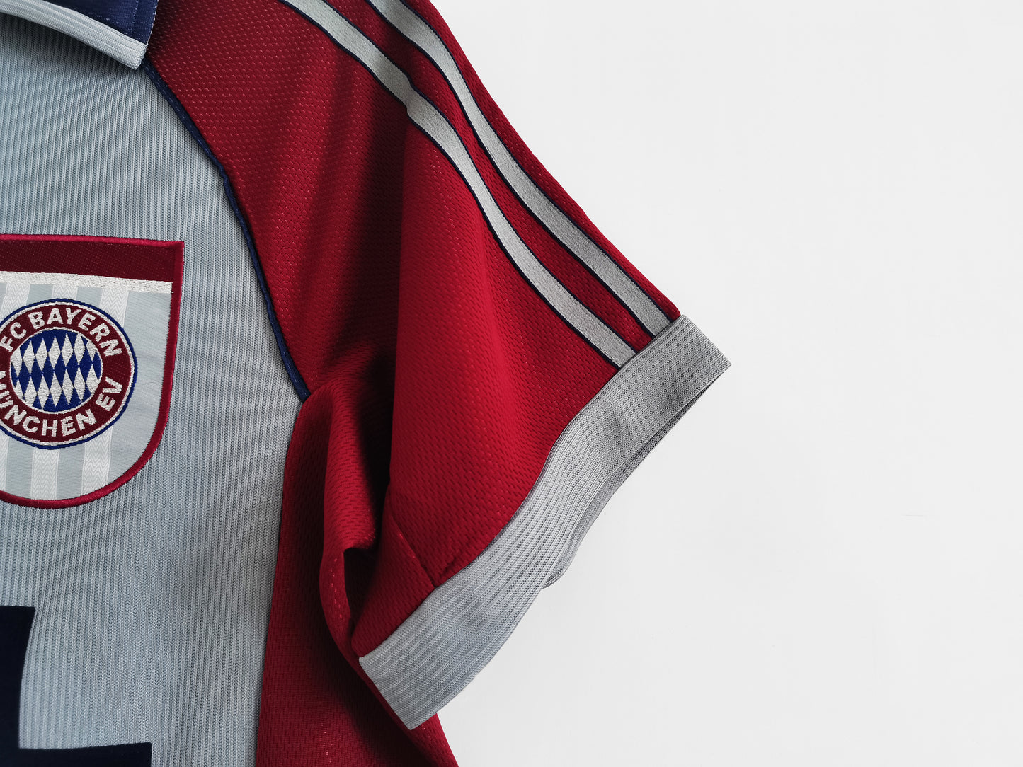 Retro 1998/99 Bayern Away Kit Adult
