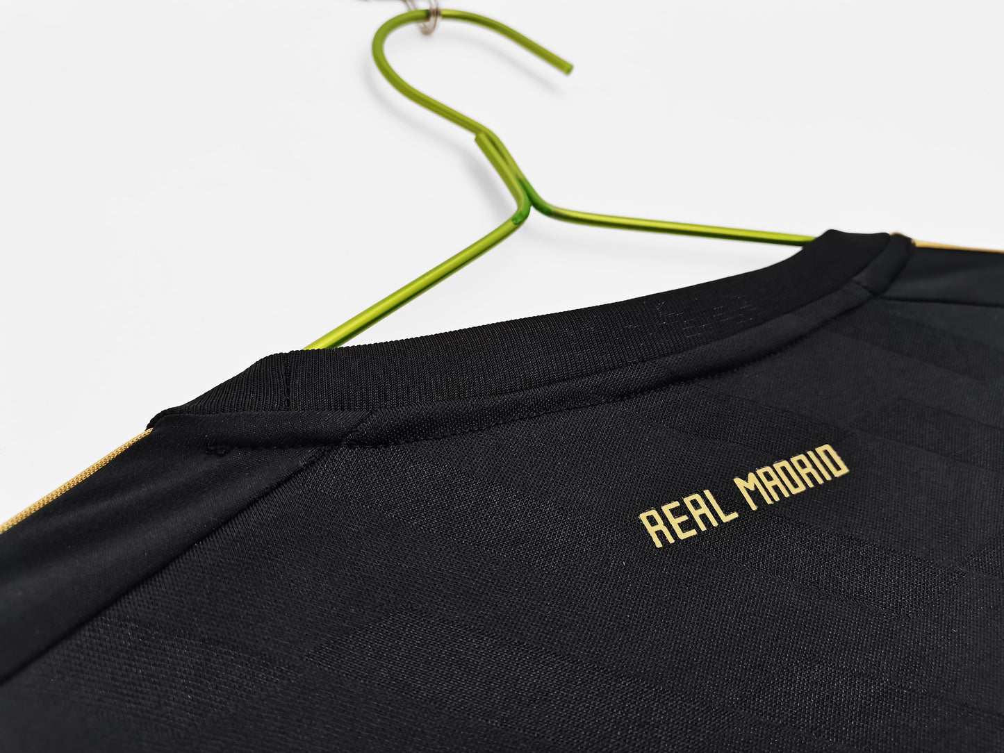 Retro2011/12 Real Madrid Away Kit Adult