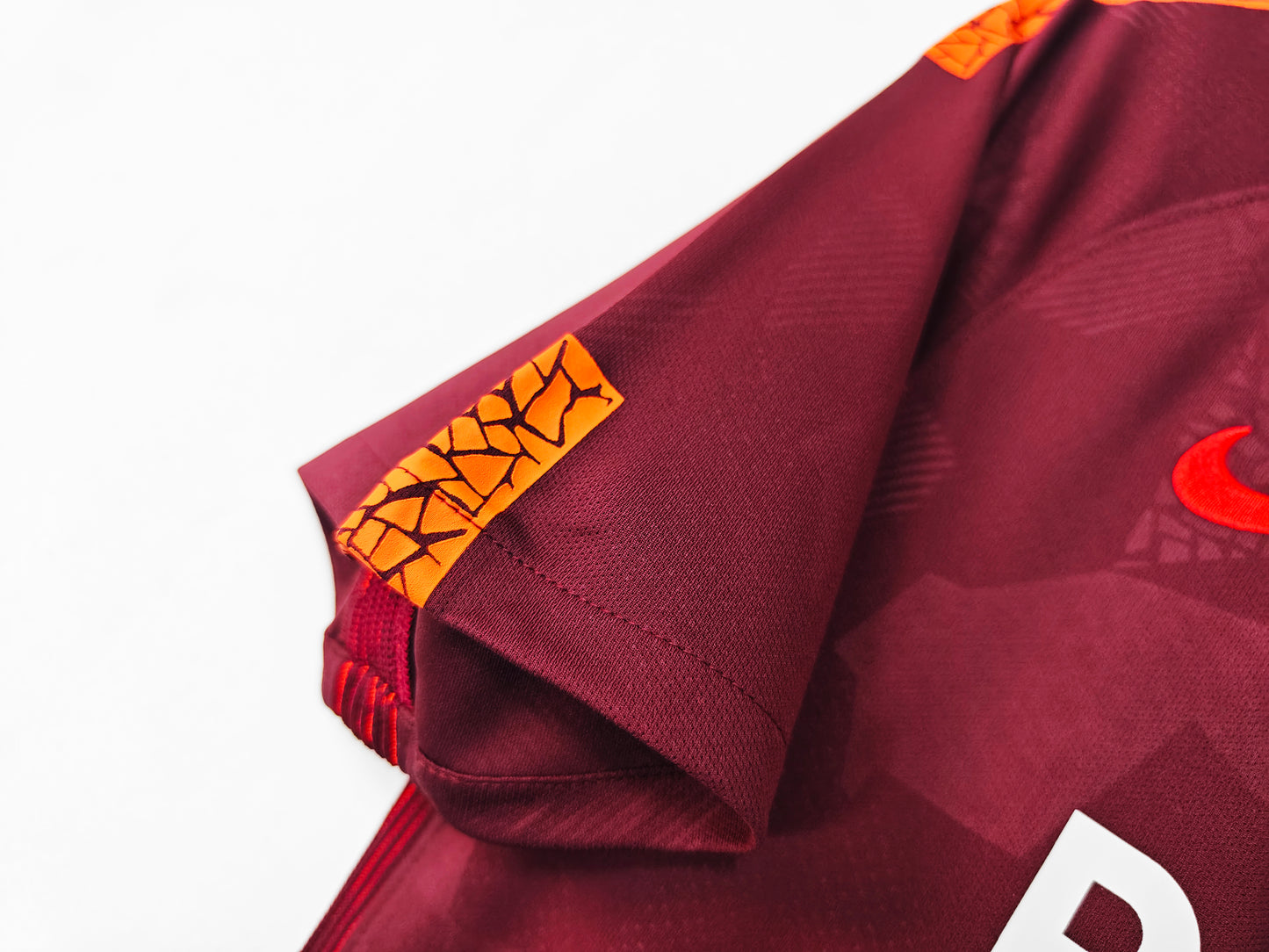 Retro 2017/18 Barcelona Second Kit Adult