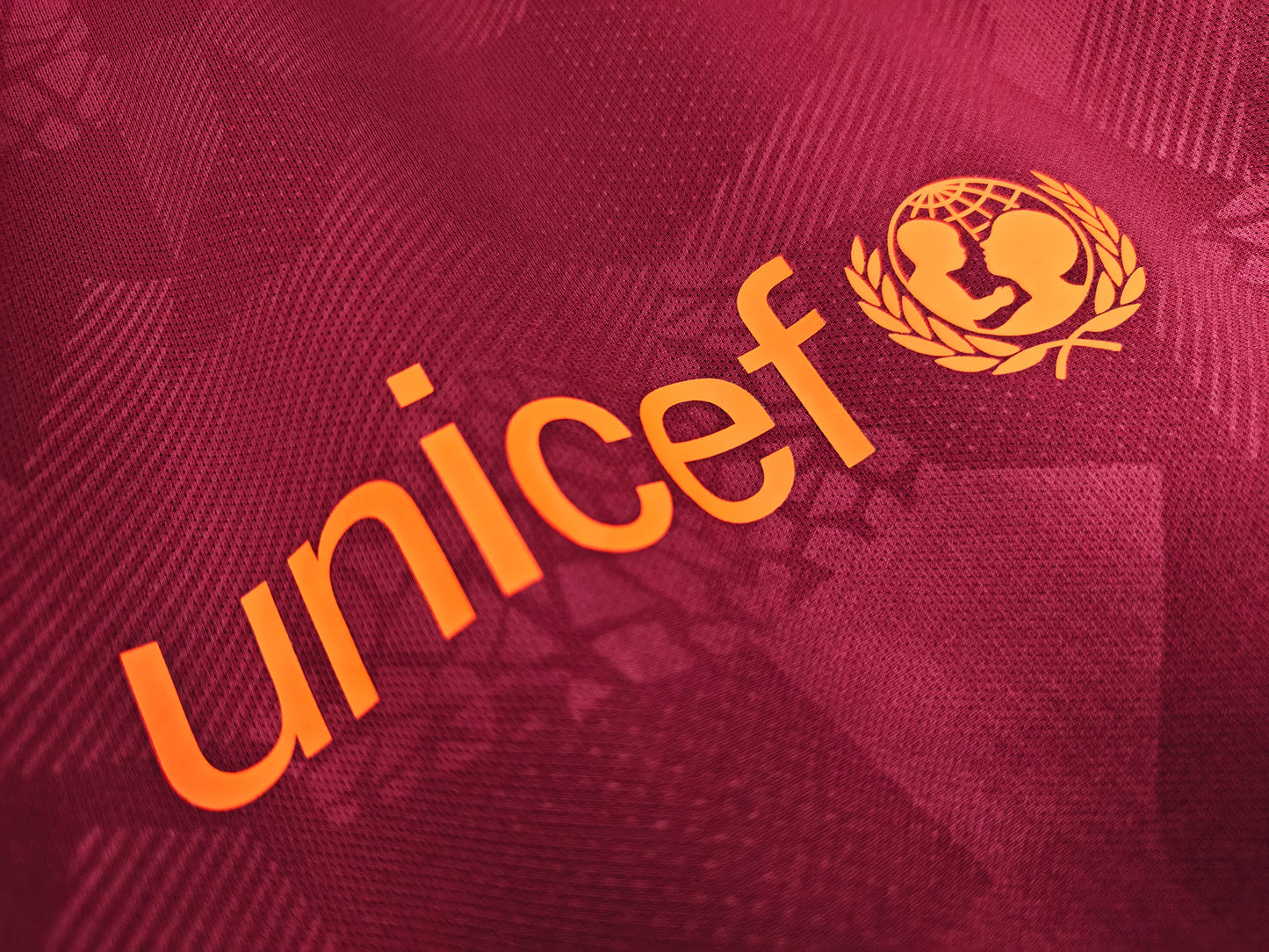 Retro 2017/18 Barcelona Second Kit Adult