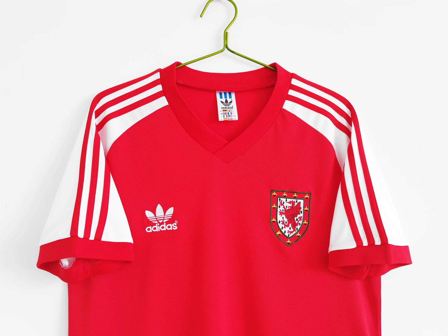 Retro 2015/16 Wales Home Jersey