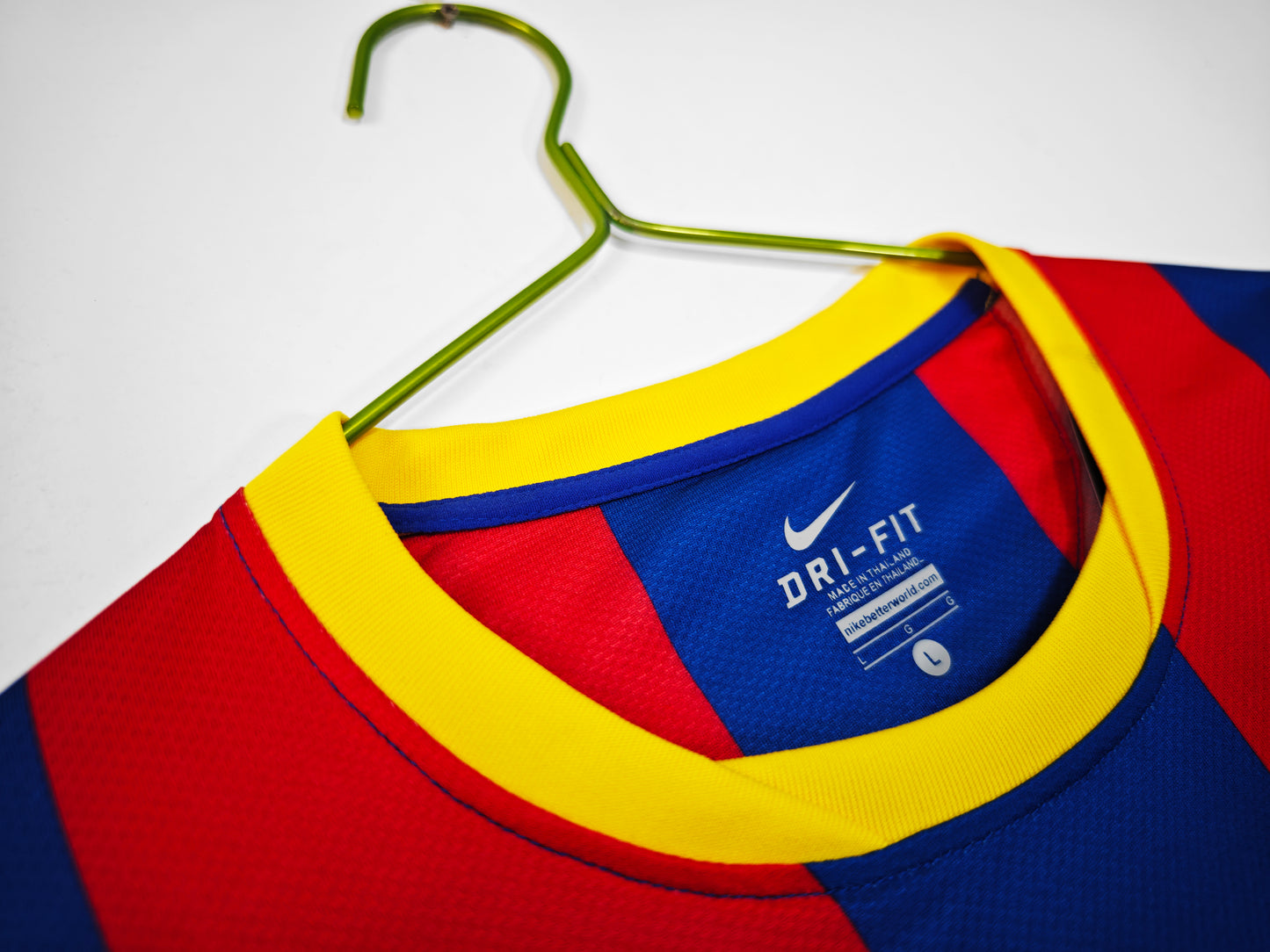 Retro 2010/11 Barcelona At Home Kit Adult