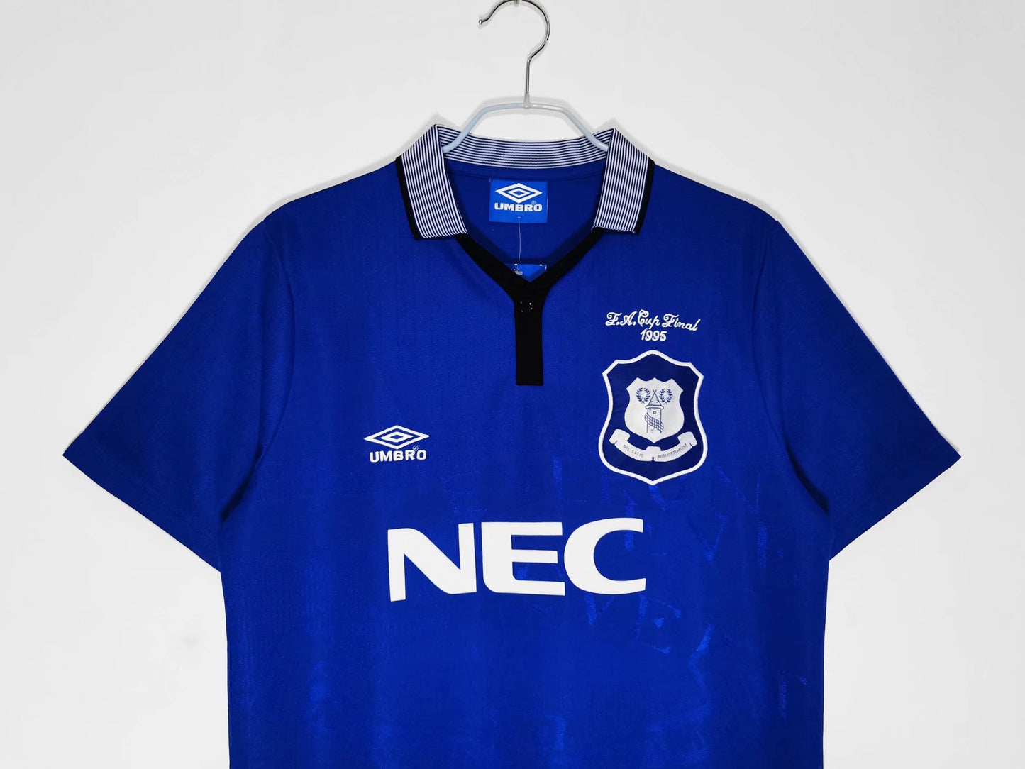Retro 1995 Everton Home Kit Adult