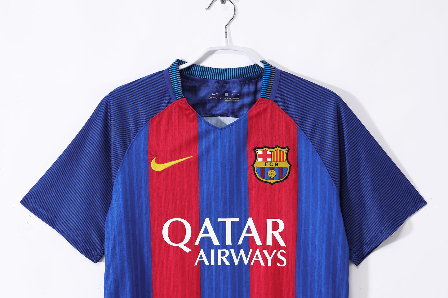 Retro 2016/17 Barcelona Home Jersey