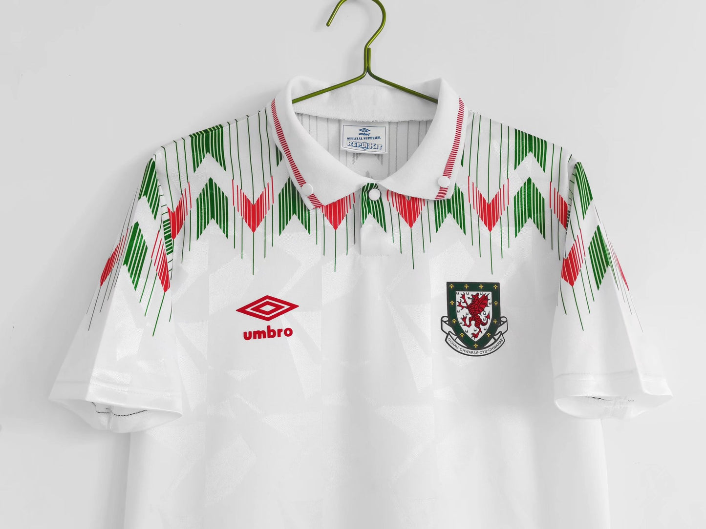 Retro 1990/92 Wales Away Jersey