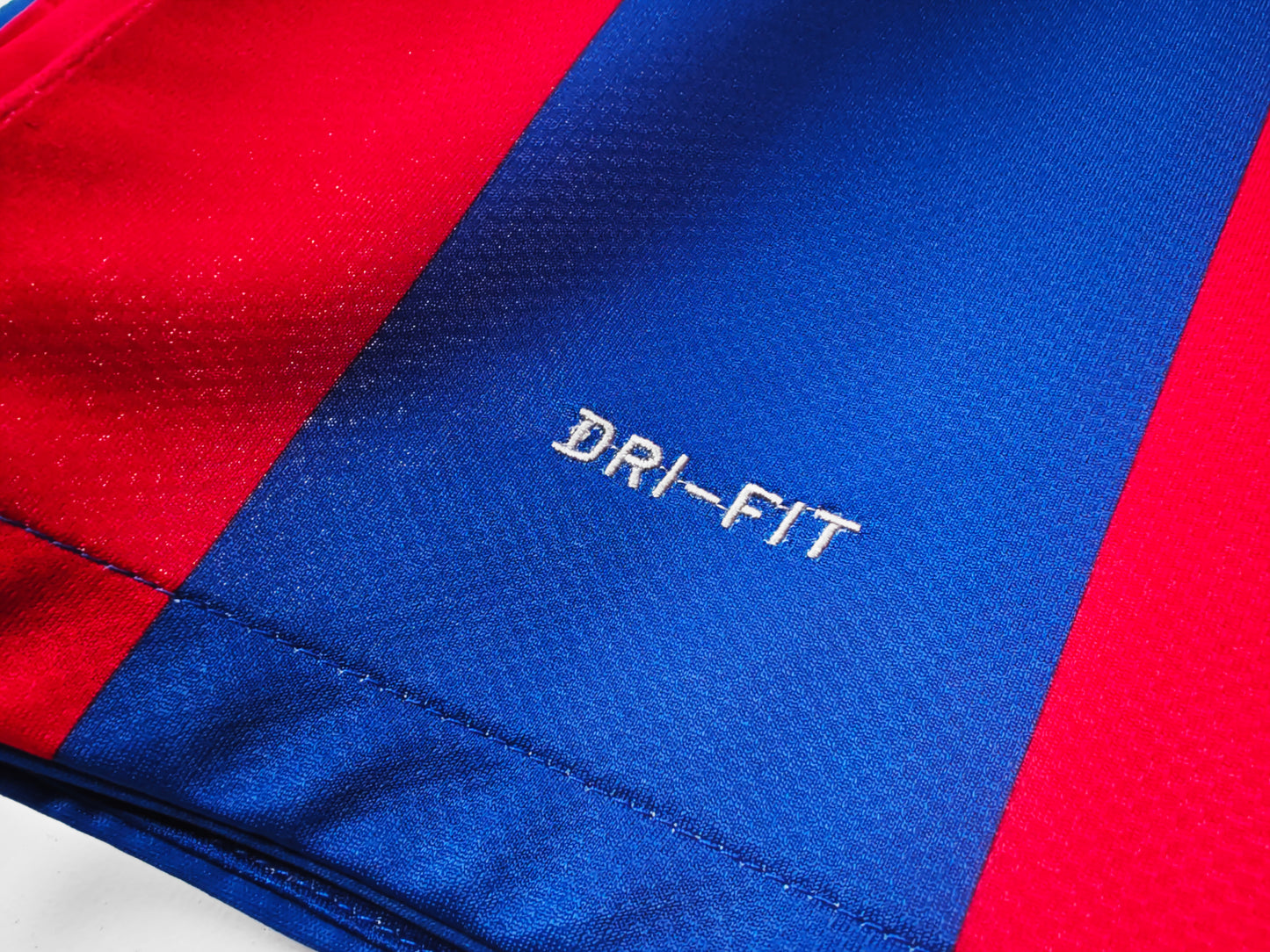 Retro 2010/11 Barcelona At Home Kit Adult