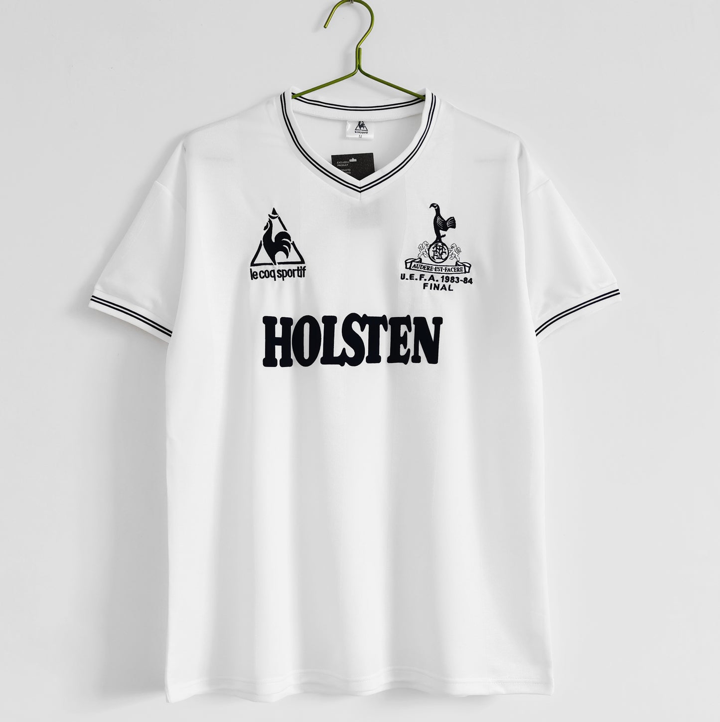 Retro 1983/84 Tottenham Home Kit