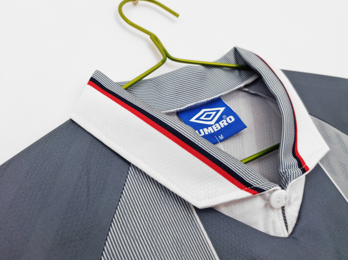 Retro 1996 England Away Kit