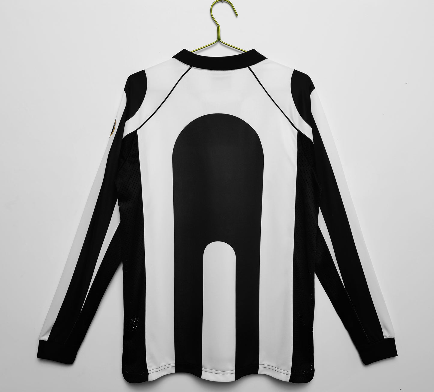 Retro 1997/98 Juventus At Home Kit Adult