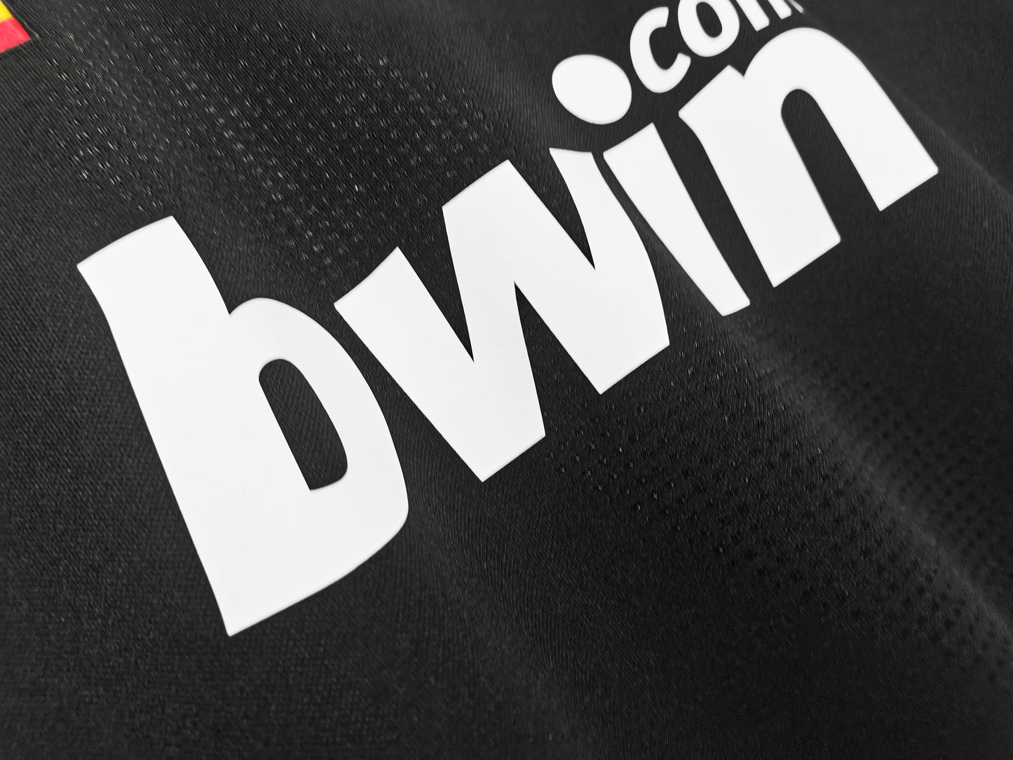 Real Madrid 2008/09 Away Kit Retro Adult Football Shirt