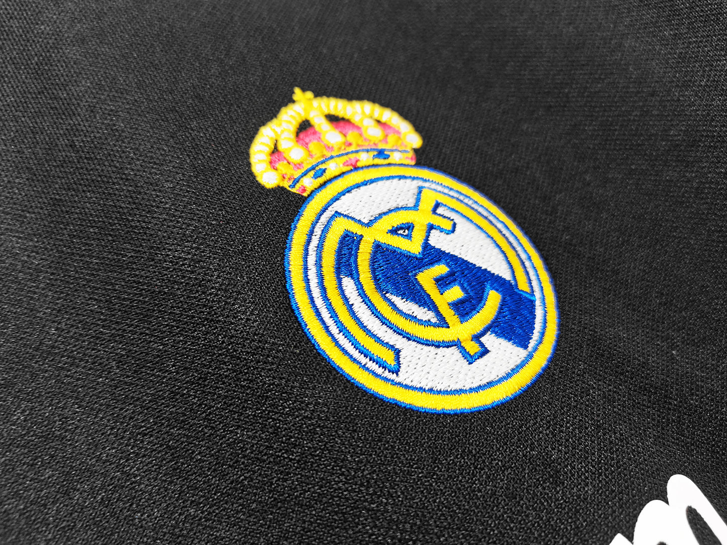 Real Madrid 2008/09 Away Kit Retro Adult Football Shirt