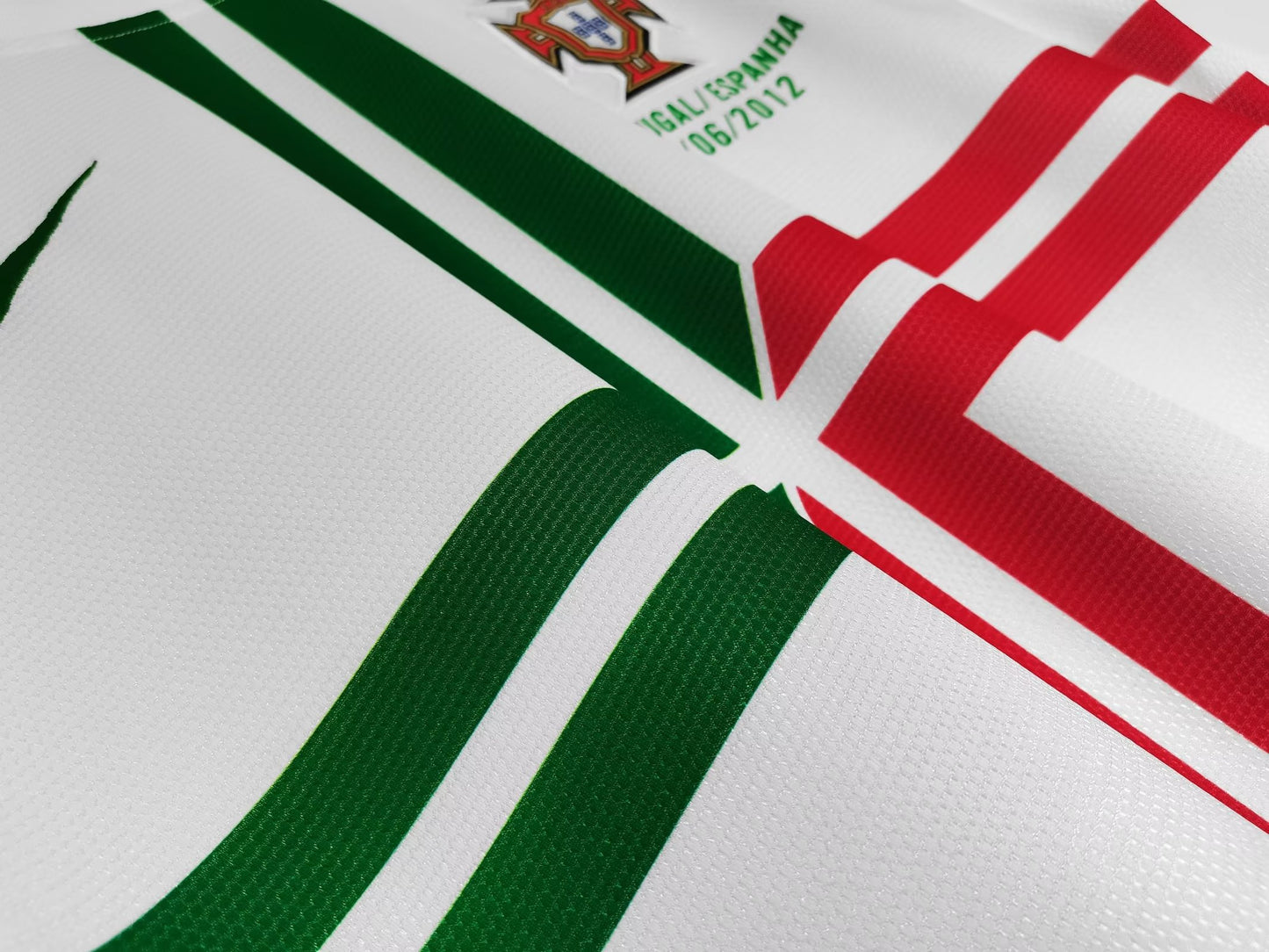 Retro 2012/13 Portugal Away Kit Adult