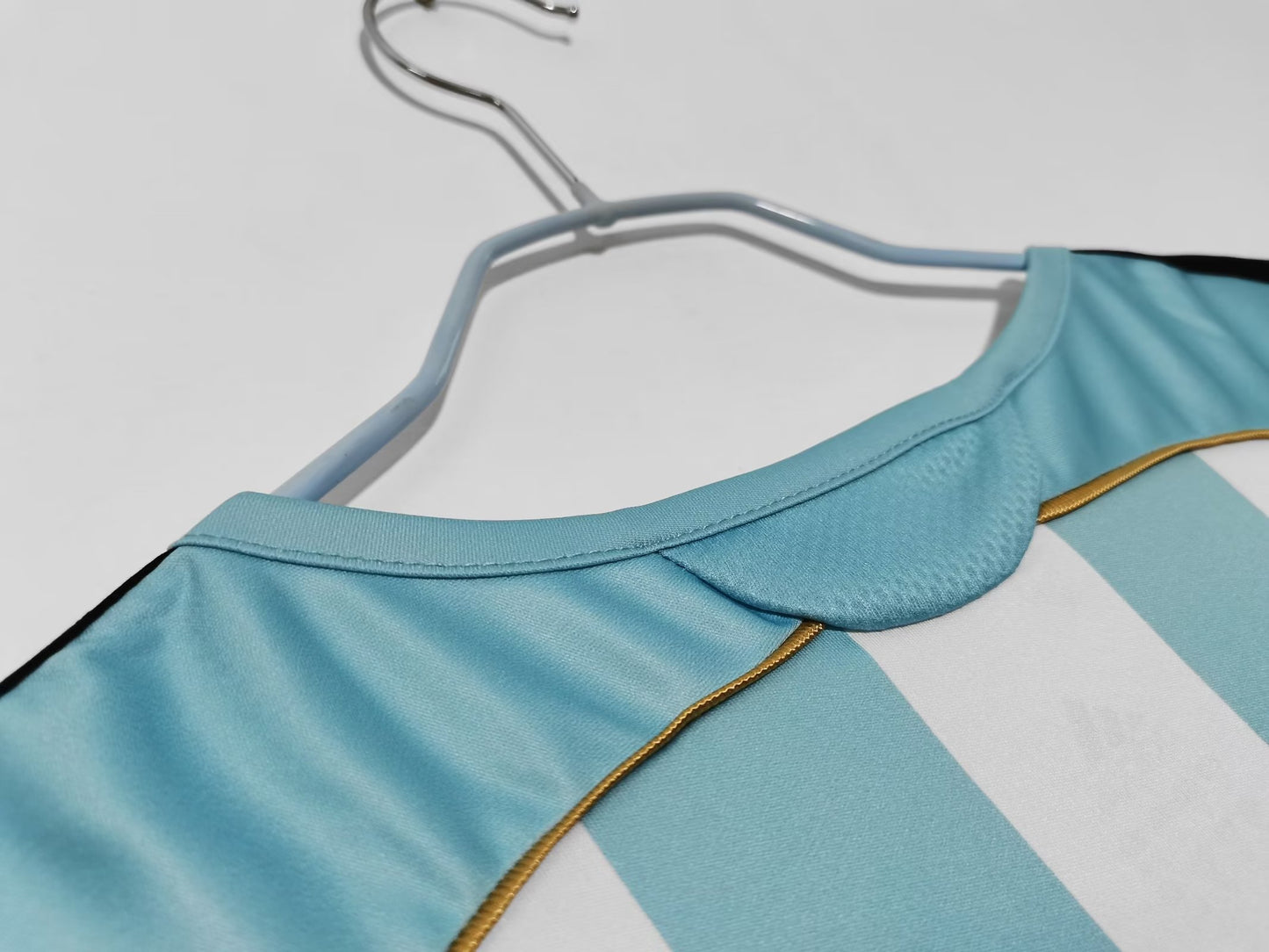 2006 Argentinien Heimtrikot Herren Retro-Trikot MESSI #19