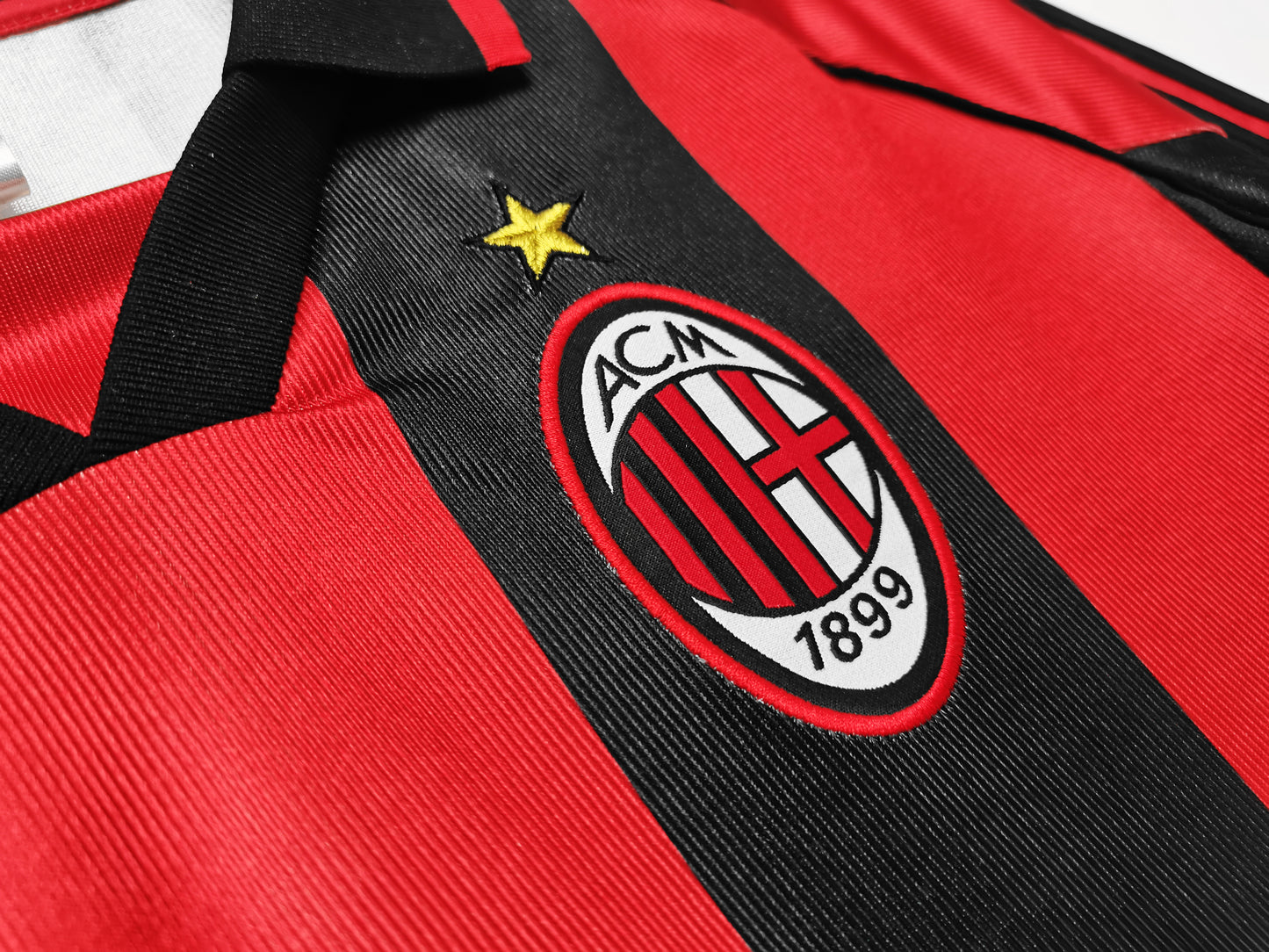 Retro 1998/99 AC Milan Home Kit