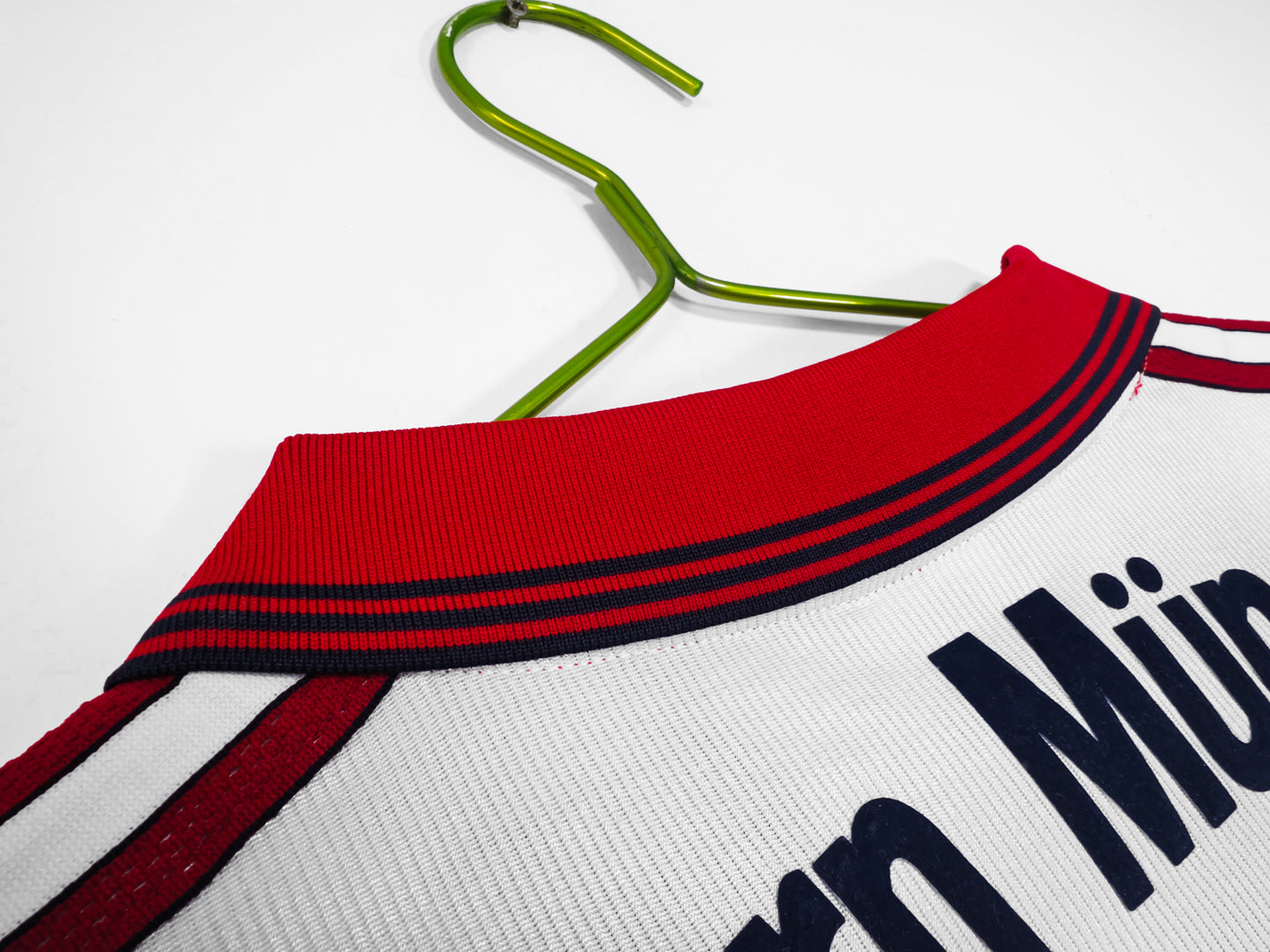 Retro 1998/00 Bayern Away Kit Adult