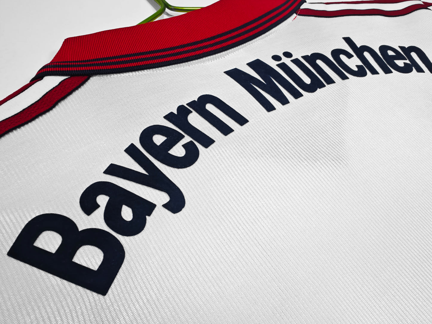 Retro 1998/00 Bayern Away Kit Adult