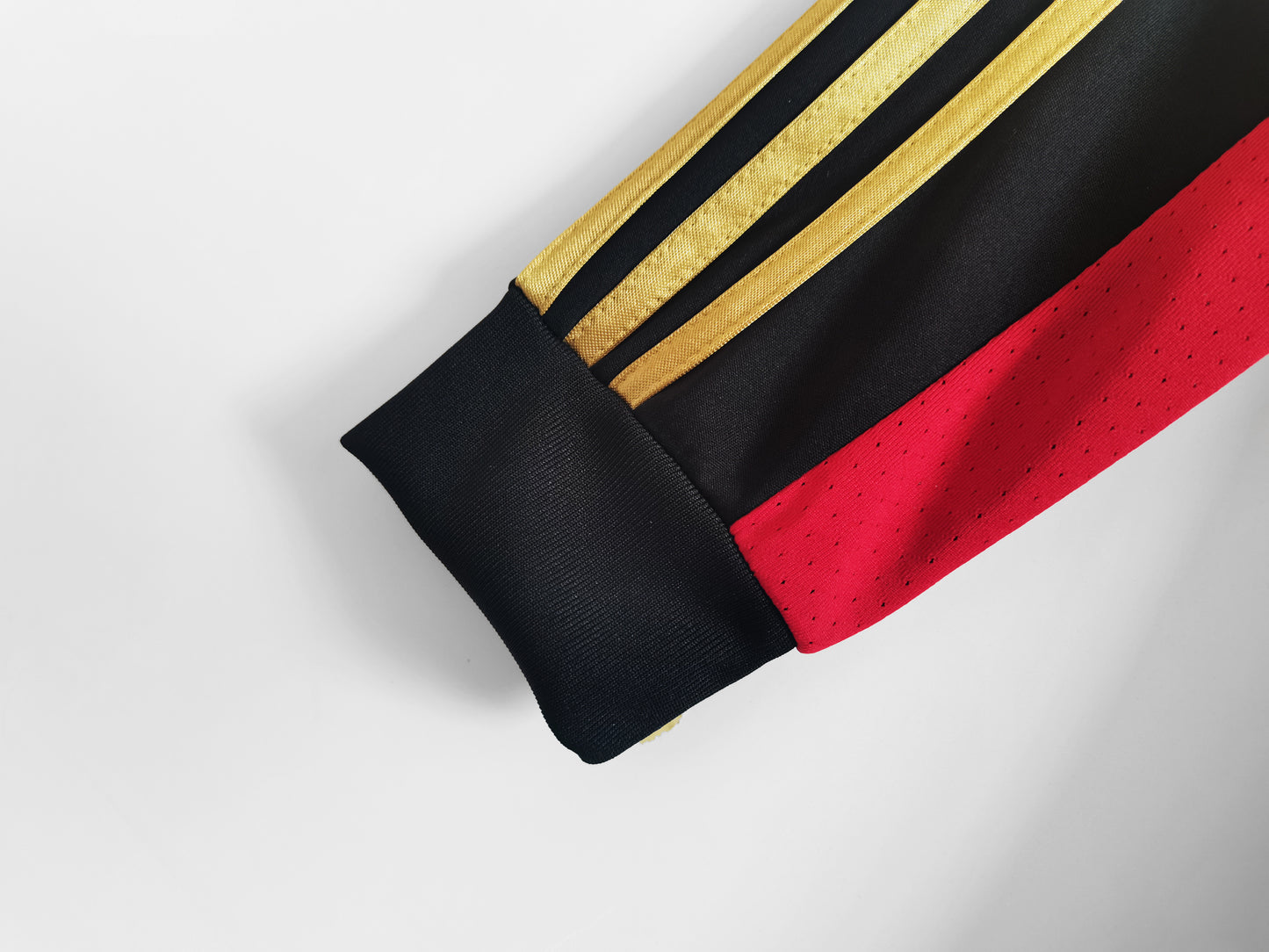 Retro 2013/14 AC Milan Kit Adult