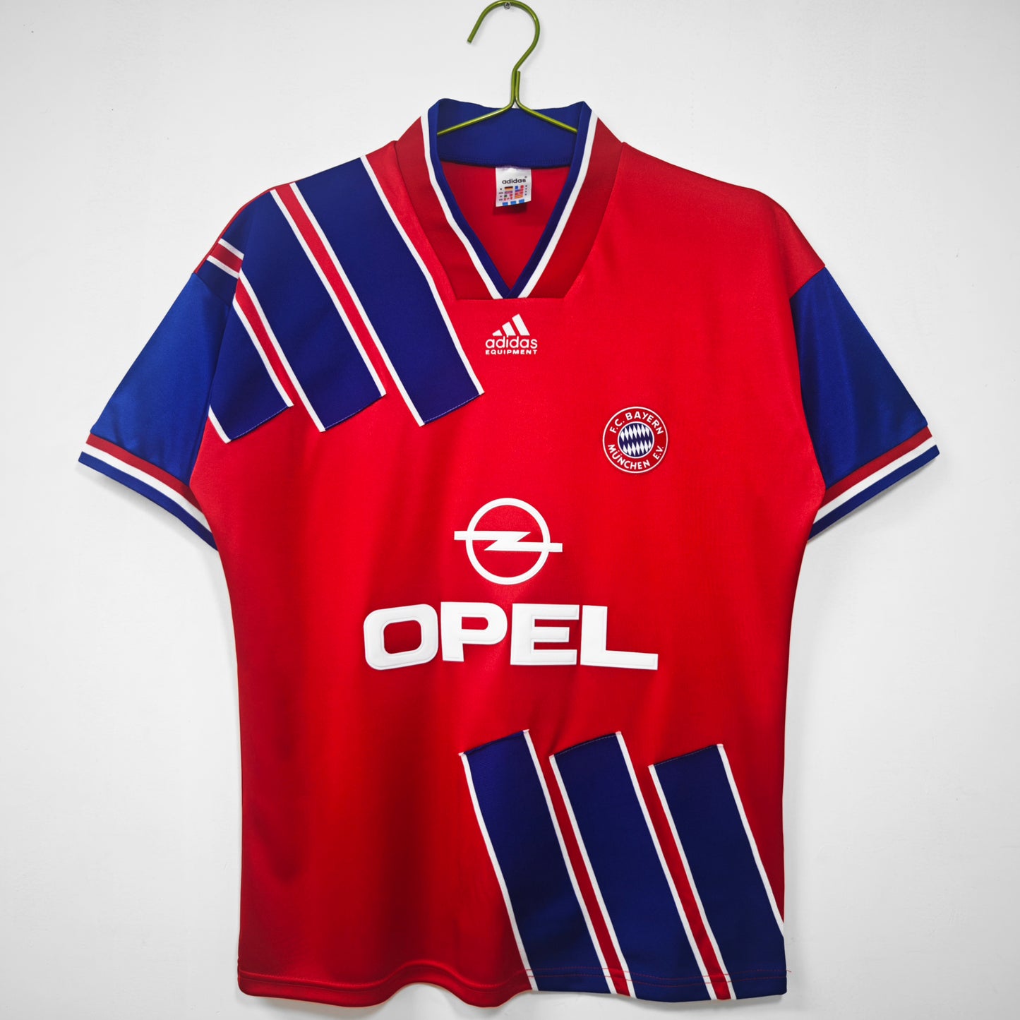 Retro 1993/95 Bayern Home Kit Adult