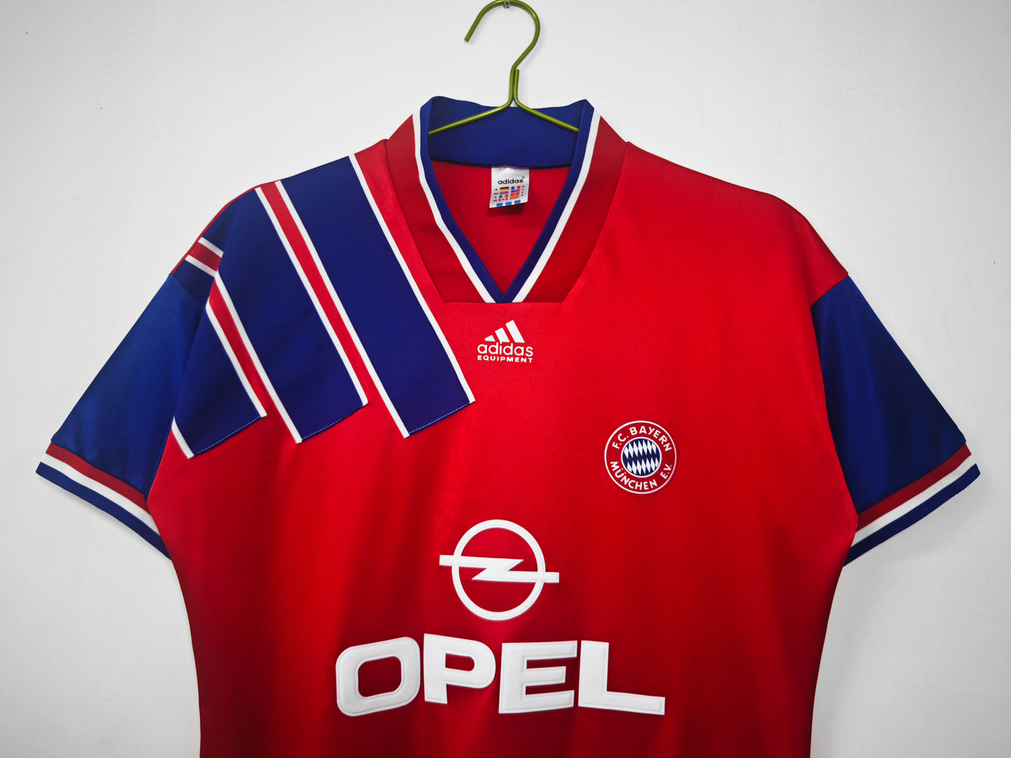 Retro 1993/95 Bayern Home Kit Adult