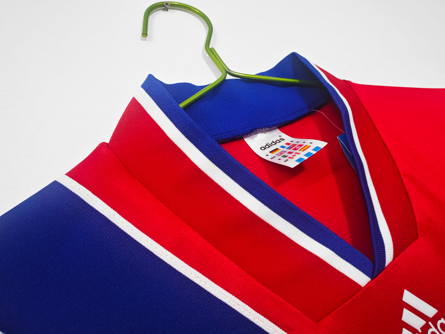 Retro 1993/95 Bayern Home Kit Adult
