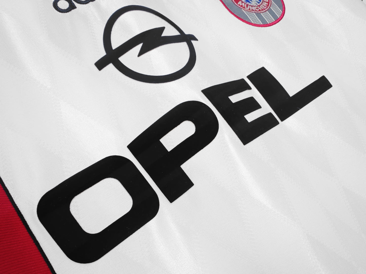 Retro 1996/98 Bayern Away Kit Adult