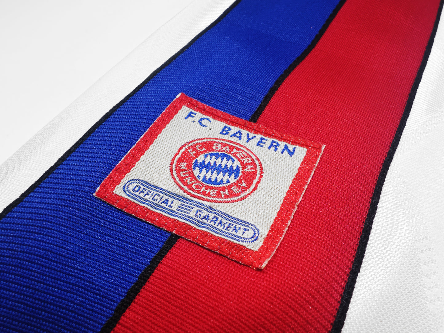 Retro 1996/98 Bayern Away Kit Adult
