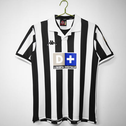 Retro 1998/99 Juventus Home Kit Adult