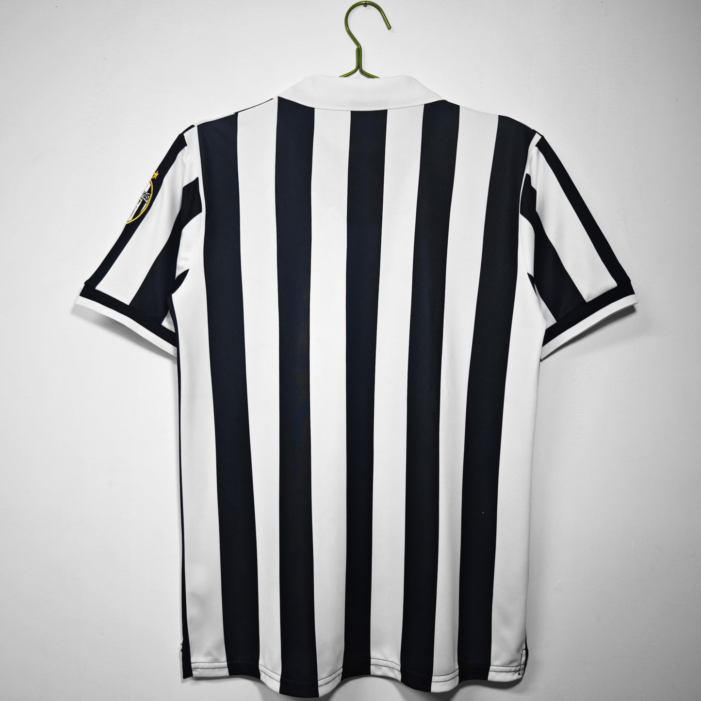 Retro 1998/99 Juventus Home Kit Adult