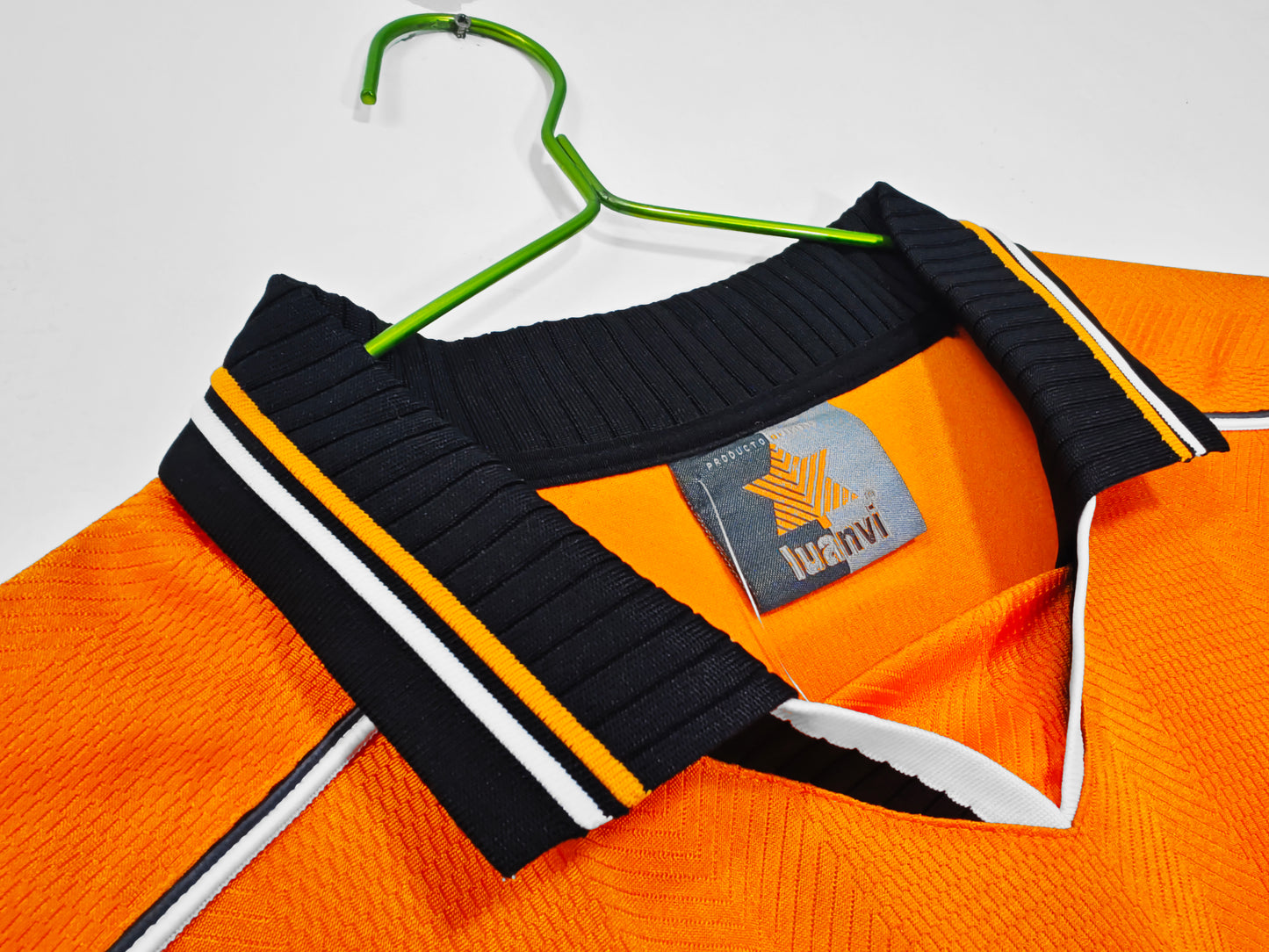 Retro 1999/00 Valencia Away Kit Adult