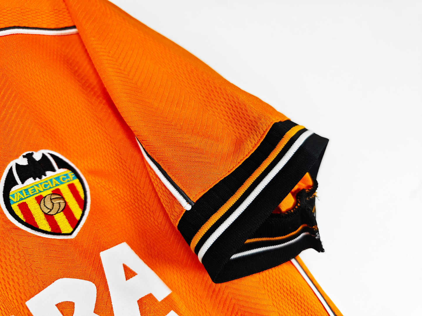 Retro 1999/00 Valencia Away Kit Adult