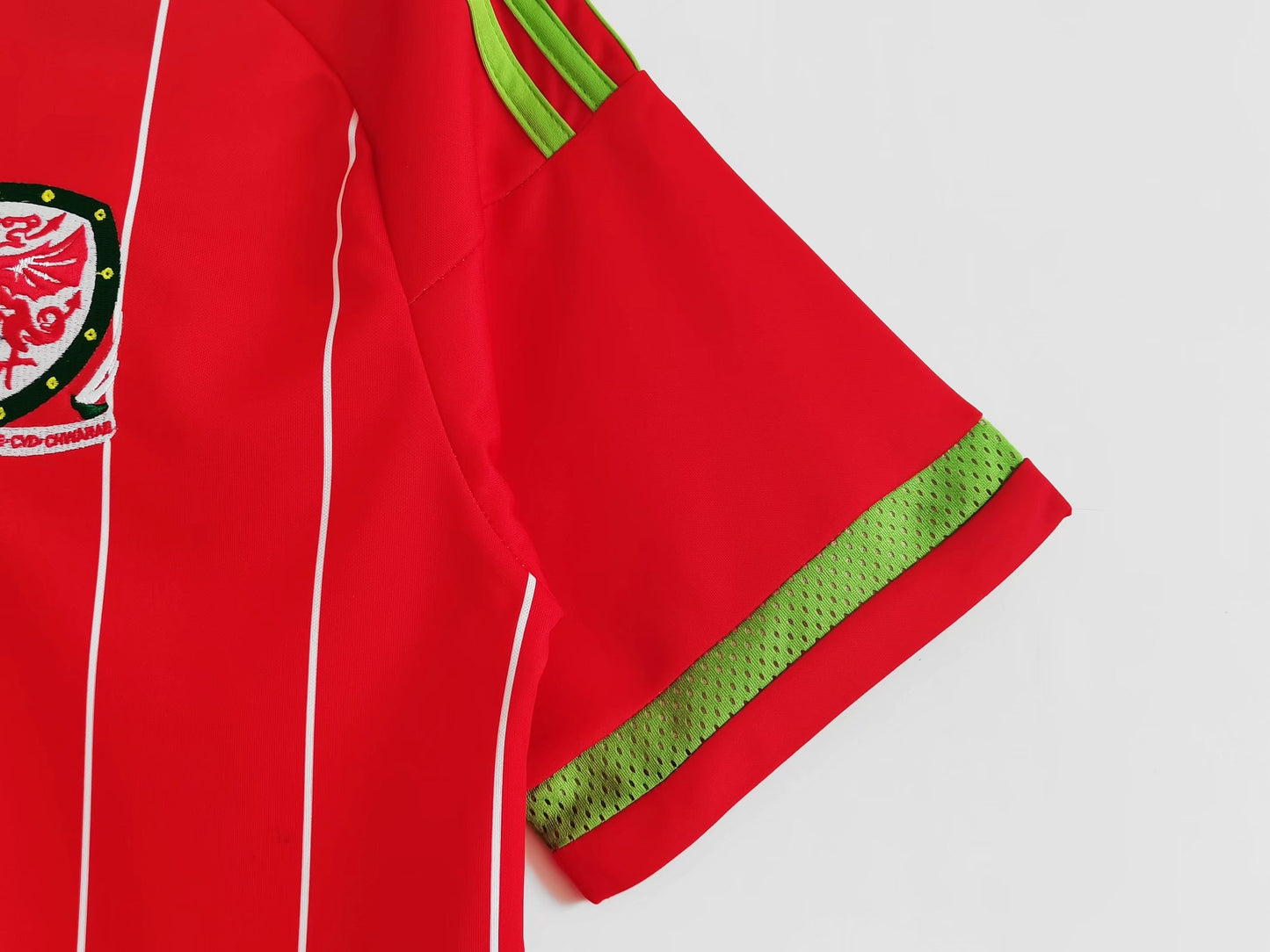 Retro 1996/98 Wales Home Jersey
