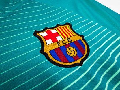 Retro 2016/17 Barcelona Second Kit Adult