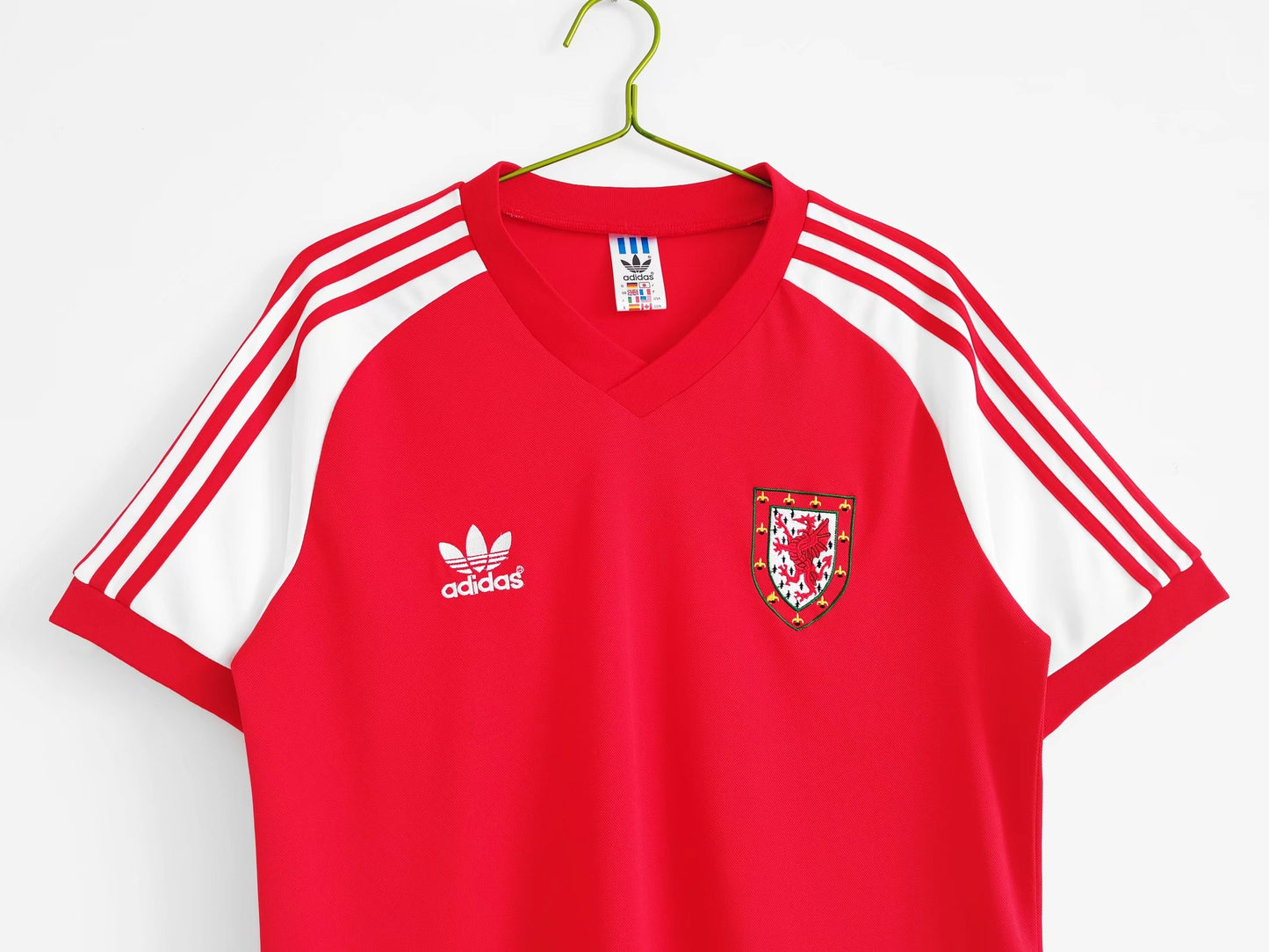 Retro 2015/16 Wales Home Jersey
