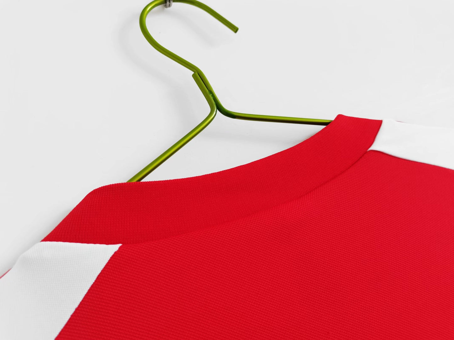 Retro 2015/16 Wales Home Jersey