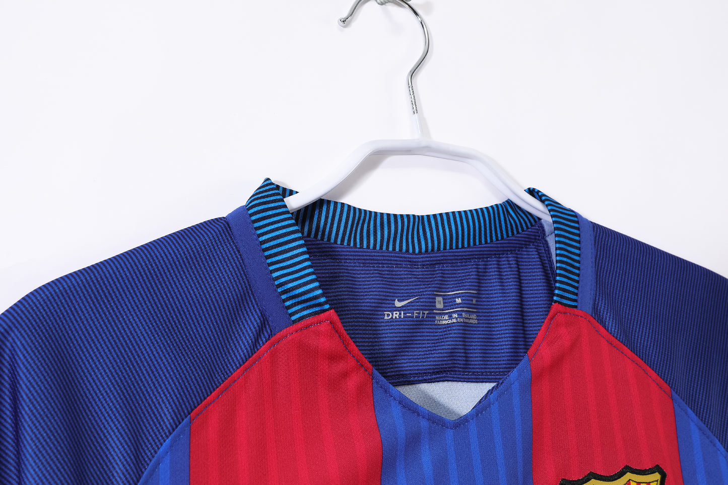 Retro 2016/17 Barcelona Home Jersey