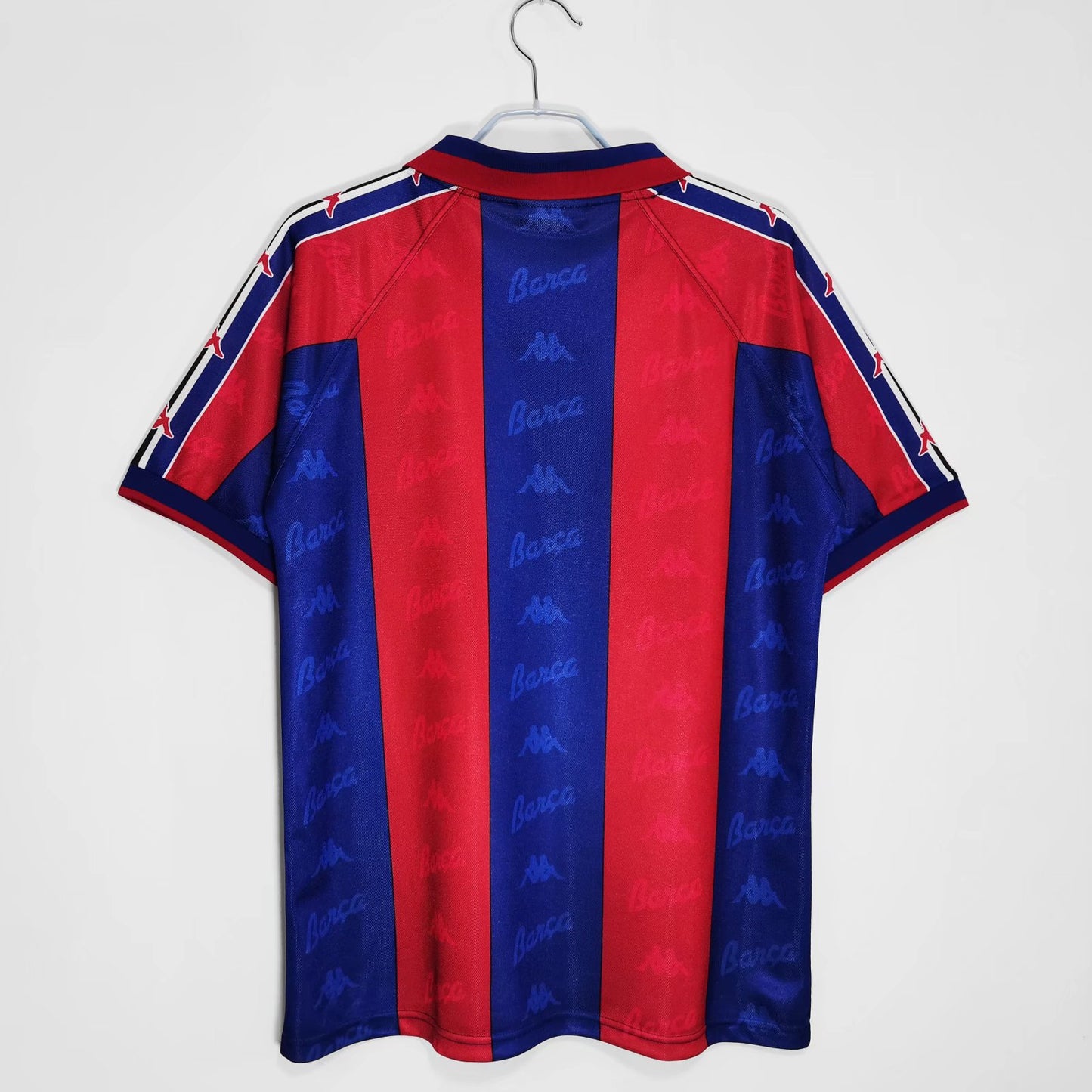Retro-Fußballtrikot des FC Barcelona aus der Saison 1996/97