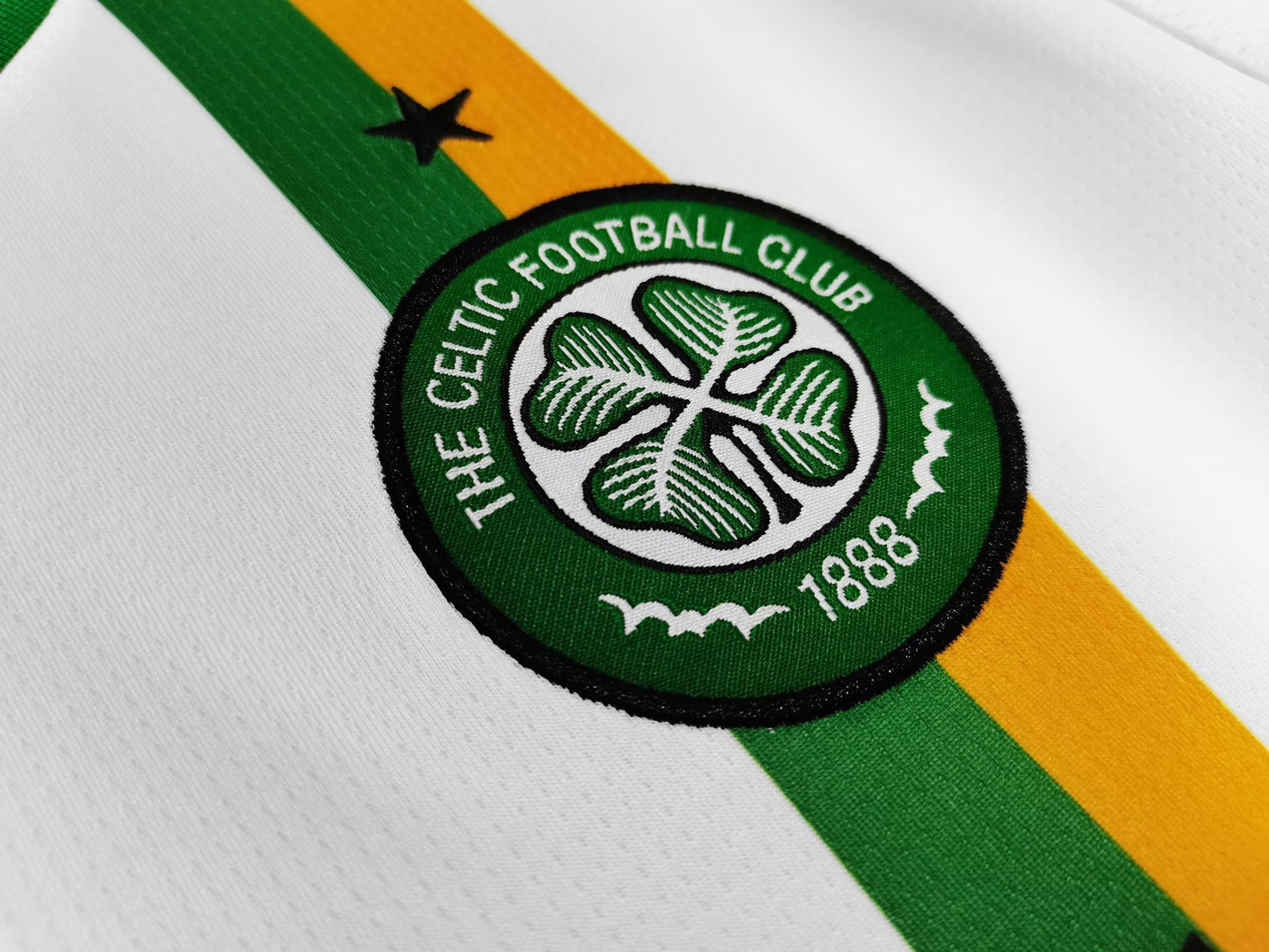 Retro 2006/07 Celtic  Two Guests Jersey