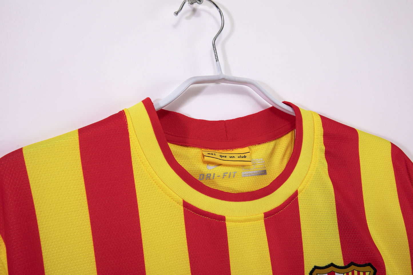 Retro 2013/14 Barcelona Away Jersey Adult