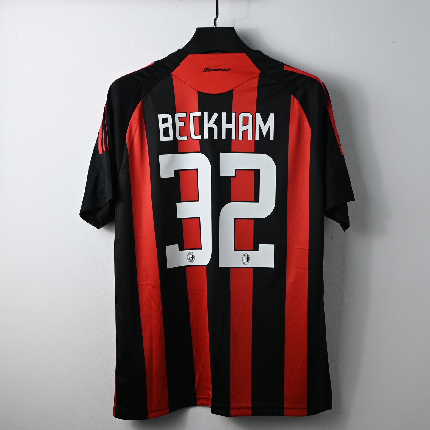 Retro 2013/14 AC Milan Home Kit BECKHAM #32