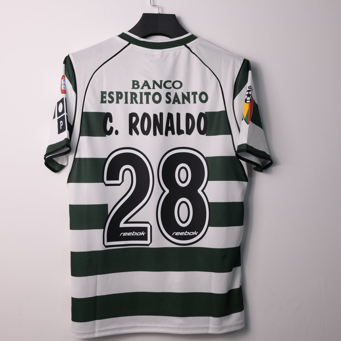 Retro 2001/03 Sporting Home Jersey C.RONALDO 28