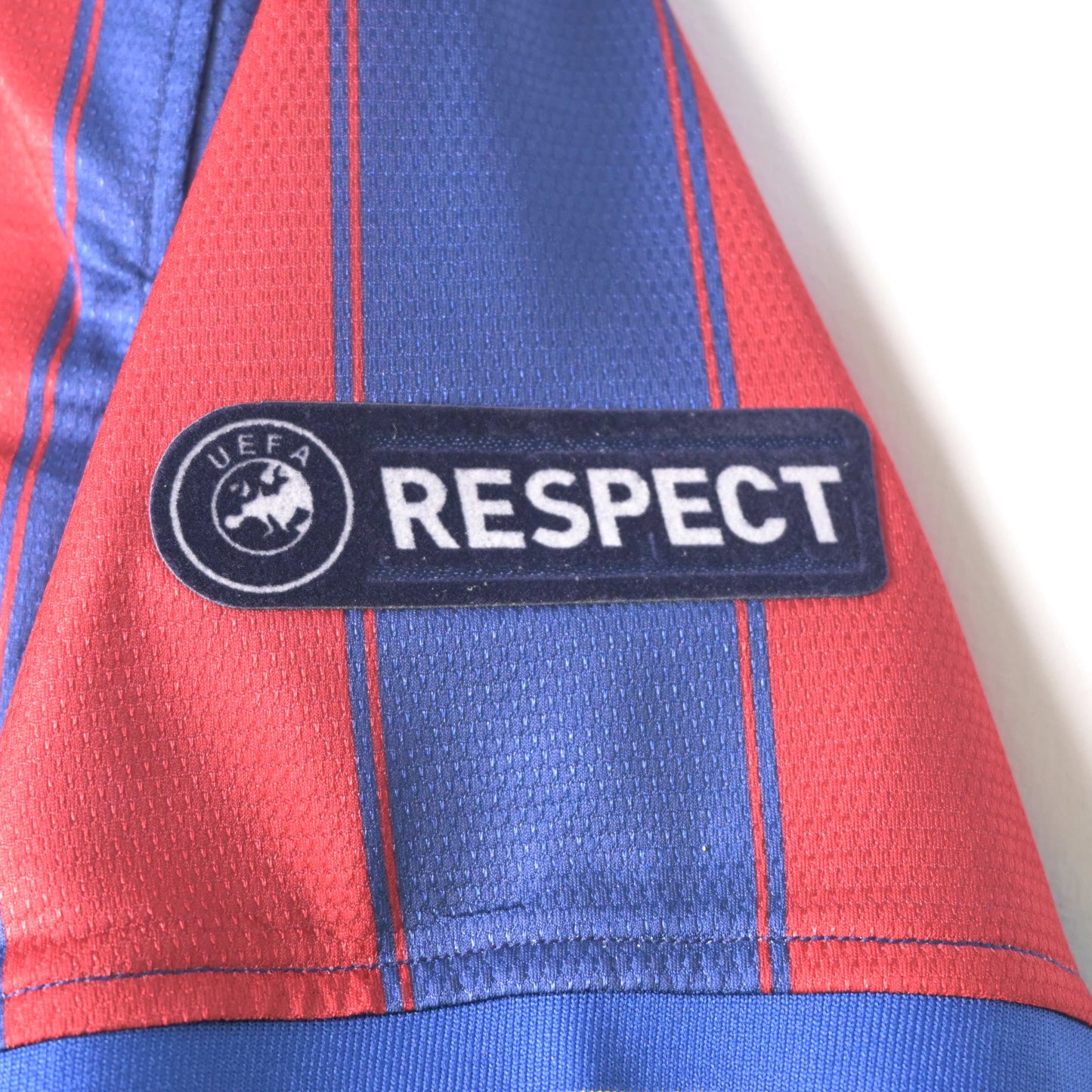 Barcelona 2009/10 Home Kit ETO'O 9 UEFA Patch
