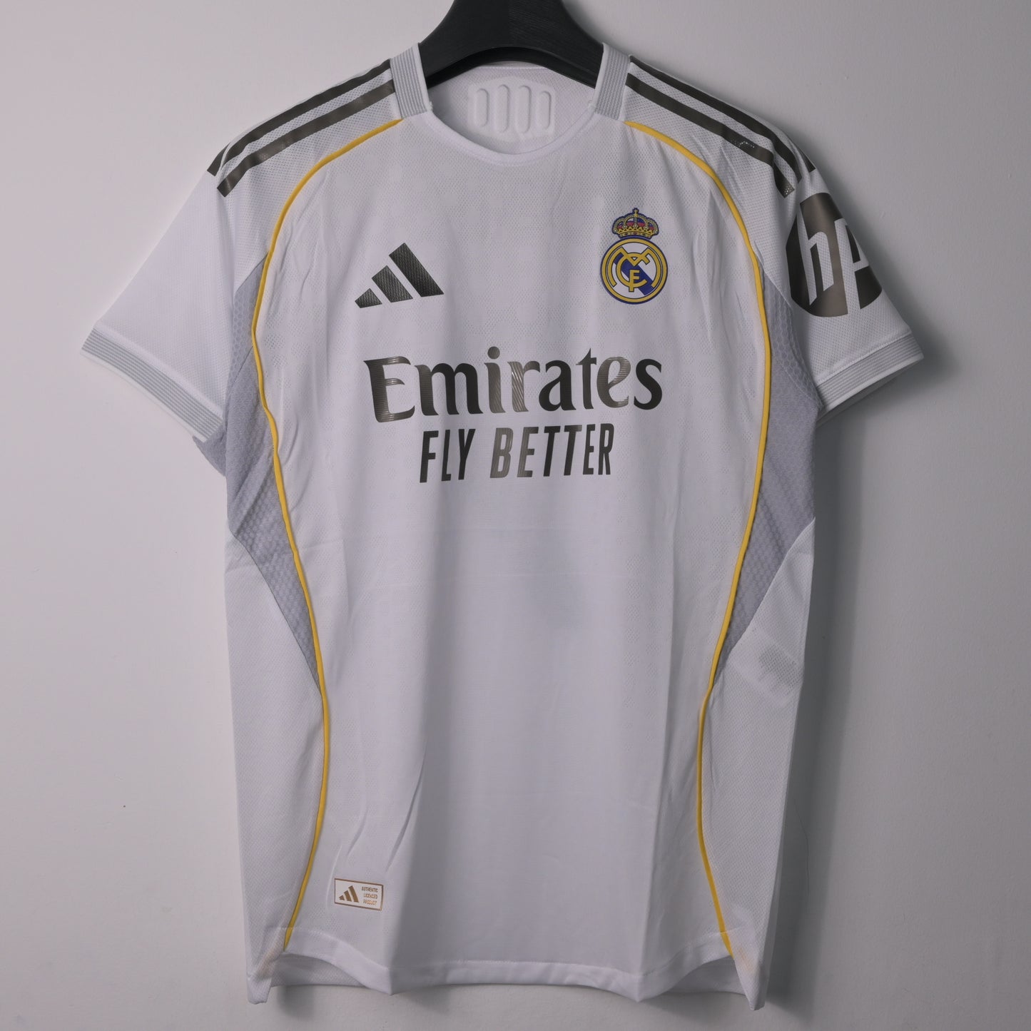 Real Madrid 2025/26 Home Kit Authentic Adult