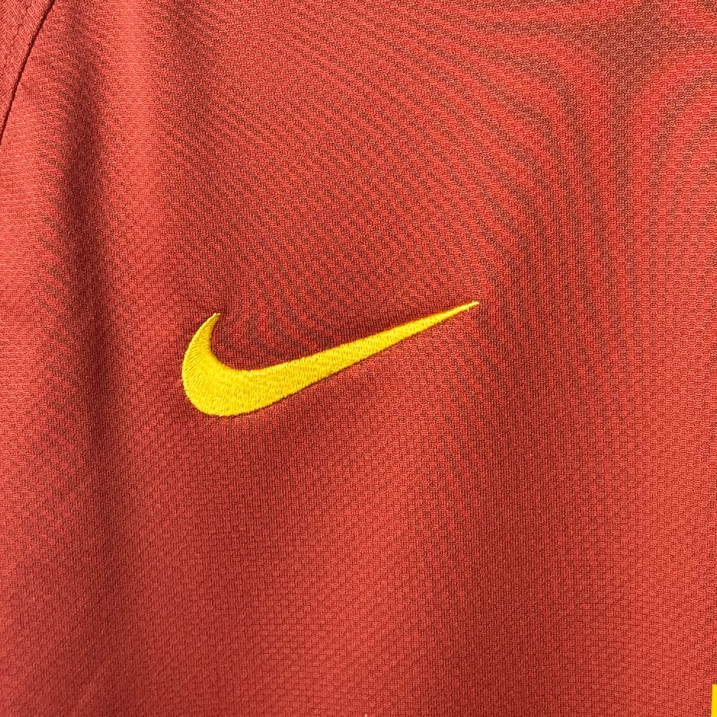 Retro 2006 Portugal Home Kit 7 FIGO